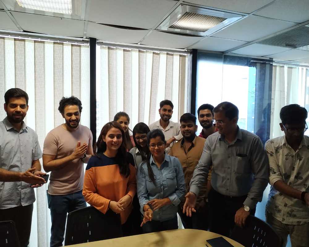 congratulating-and-celebrating-25000-successful-ivf-cycles-of-nova-ivi-fertility-center