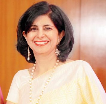 Dr Manvir Bhatia
