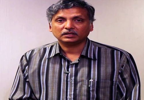 Dr M Ramesh