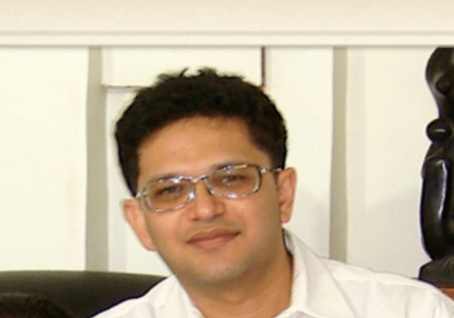 Dr Kiran Naik