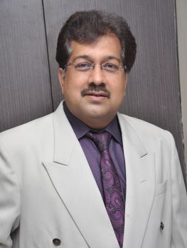 Dr Vikas Jain