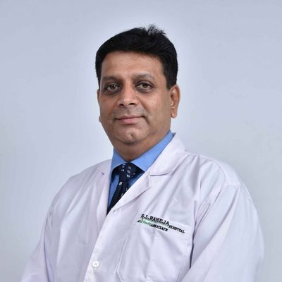 Dr Anand Utture