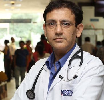 Dr Vikram Kalra
