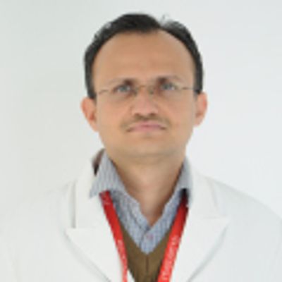 Dr Chitranshu Vashishtha