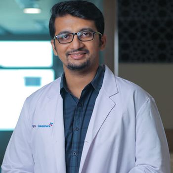 Dr Akshay Omkumar